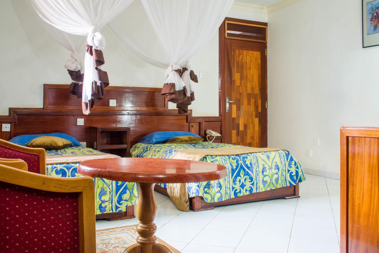 Oxford Royal Hotel Mbarara Exterior photo